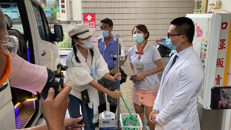 ▲▼賈永婕行善足跡遍布全台。(圖/賈永婕臉書)