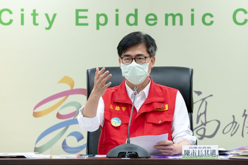 ▲鳳山檢測發現一起陽性個案,高雄市長陳其邁表示,市府一樣進行大範圍的疫調、匡列、隔離,採取最快速做法,請所有市民朋友務必配合,也請大家放心。(圖/高雄市政府提供)