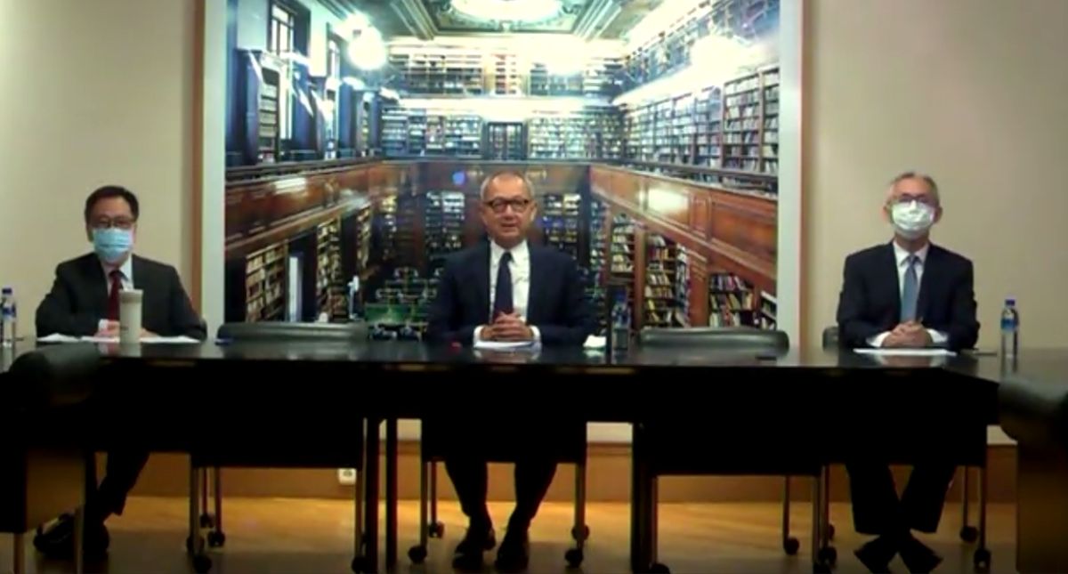 ▲國巨取得奇力新100%股份，國巨董座陳泰銘(圖中)表示，雖然這次算是集團內的整併，但可讓國巨產品組合更完整，奇力新市場也能擴及到歐美日等高端市場。（圖／截取自國巨視訊記者會）