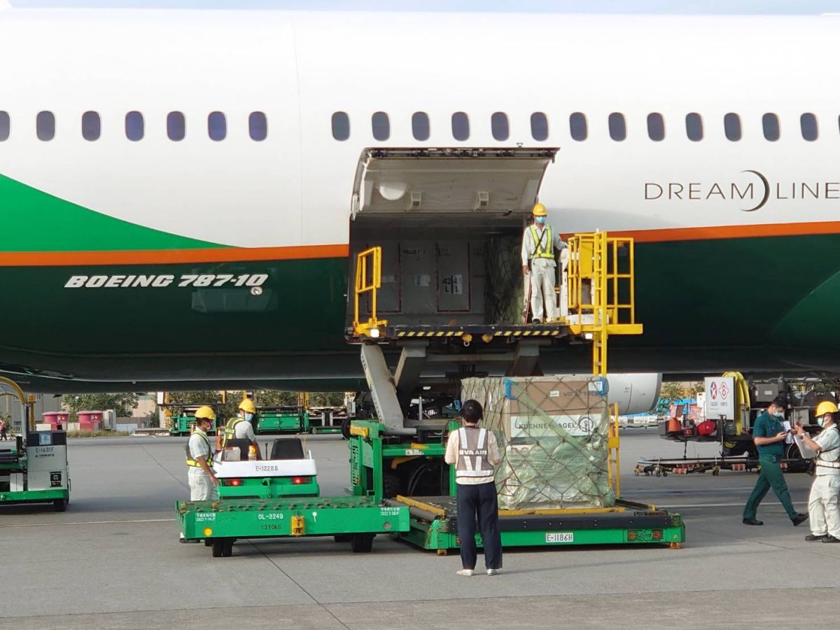 ▲雖然目前疫苗覆蓋率超過24%，但目前疫苗實際到貨數量恐怕無法趕上第二劑施打。（圖／指揮中心提供）