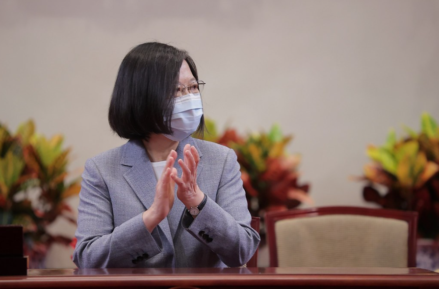 ▲除了防堵疫情以外，萊豬等4項公投將會是2022地方選舉前蔡政府的最大考驗。（圖／總統府提供）