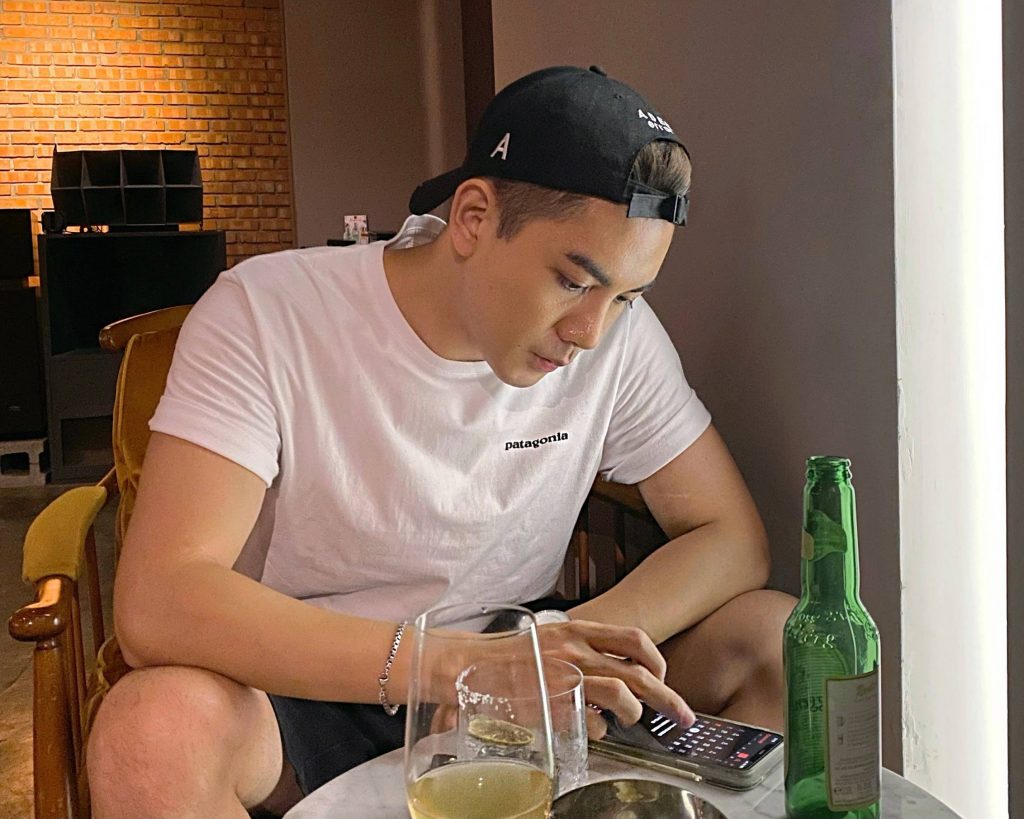 ▲談過幾段戀情，35歲以前，同一個人，和不同對象戀愛，愛情完結篇，為何總是以同種方式落幕？（圖／蔡侑霖提供）