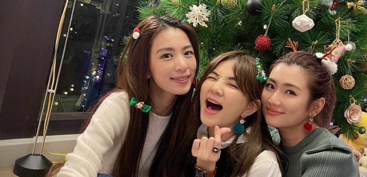 ▲S.H.E今年出道20年，粉絲敲碗希望3人合體開演唱會。右起為SELINA、ELLA、HEBE。（圖／SELINA IG）