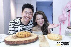 侯昌明 ▲侯昌明(左)、曾雅蘭再度為施打疫苗風波道歉。(圖/資料照)