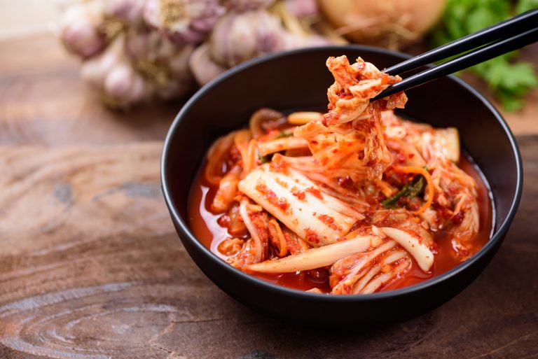 ▲南韓政府部門終於定調，未來將統一使用「辛奇」作為韓式泡菜的中文譯名。（圖／Shutterstock）