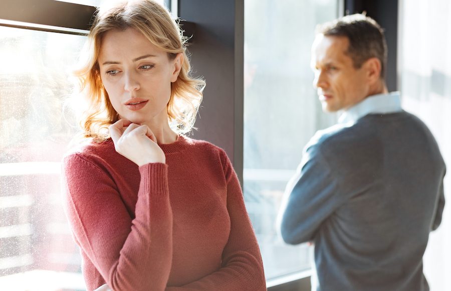 ▲在解封遙遙無期的狀態下，若找不到紓壓的方法，自然就積鬱成疾了。（圖／Shutterstock）