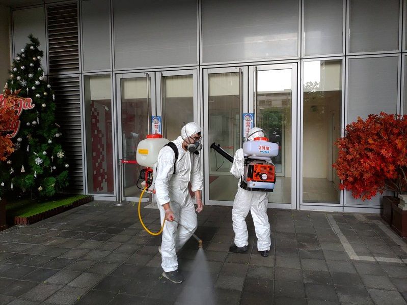 ▲板橋大遠百又傳出確診個案！全館停業並實施全員快篩。（圖／資料照片）