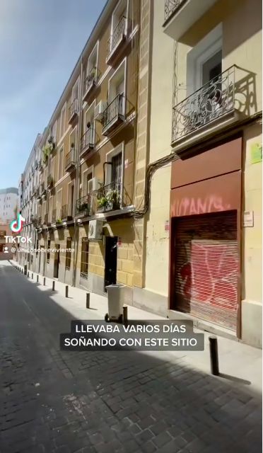 ▲一名自稱穿越到2027年的西班牙網友，在IG曬出多張穿越後的街景照。（圖／翻攝Único