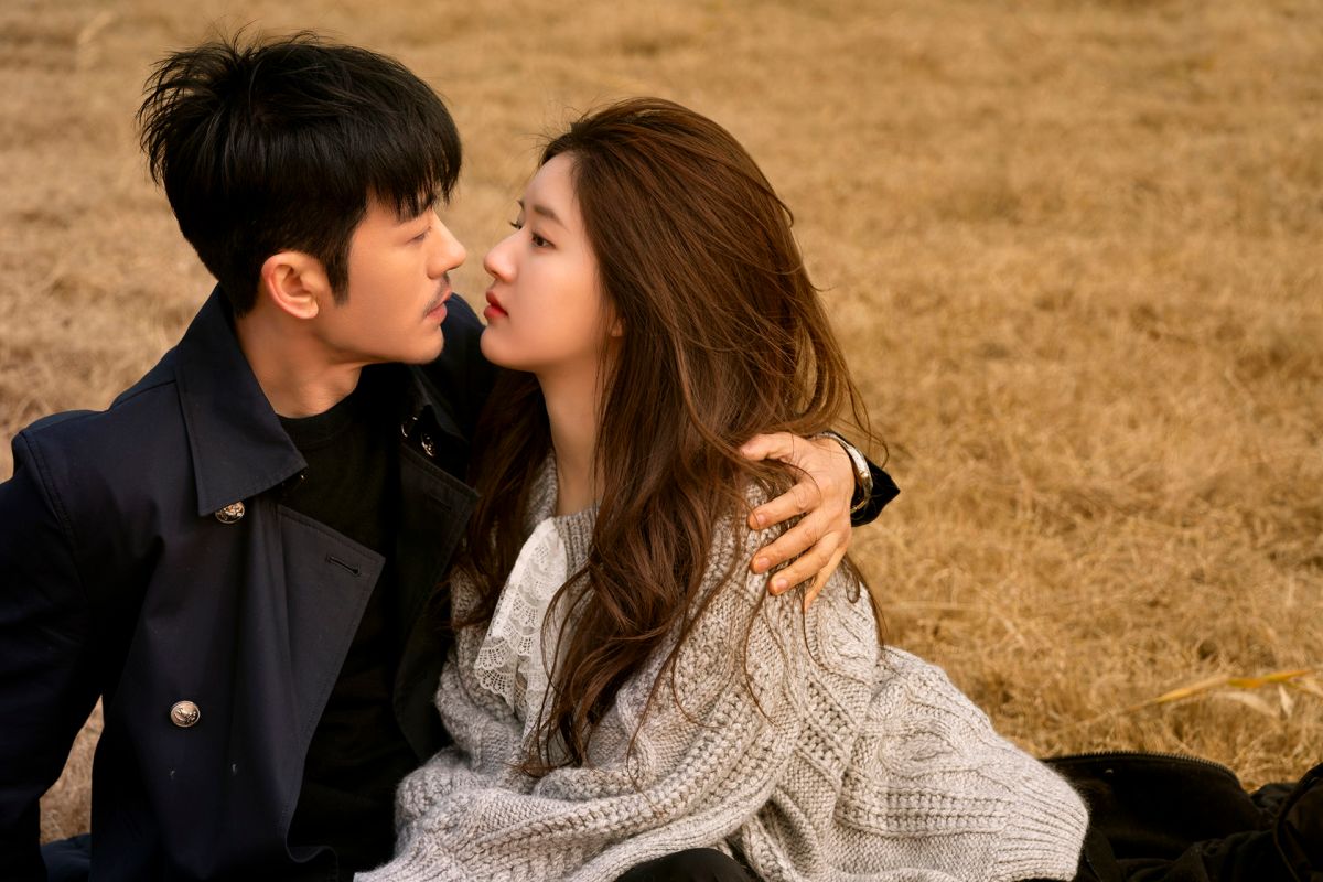 ▲林雨申（左）在《我，喜歡你》與小自己18歲的趙露思首次合作。（圖／中天娛樂台提供）