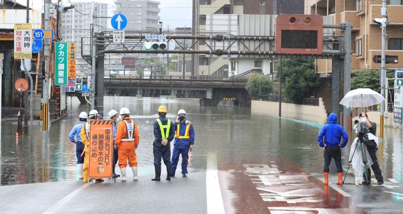日本廣島縣大雨　6小時累積雨量超過半個月
