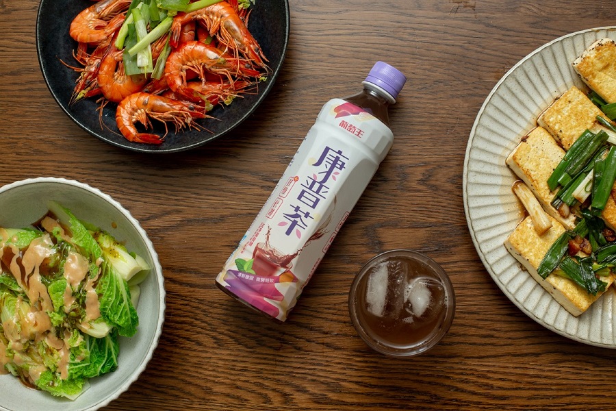 ▲嘗試各種美食同時，也要講求飲食均衡，能促進新陳代謝的康普茶，成為今年夏天飲品新寵兒。（圖／資料照片）