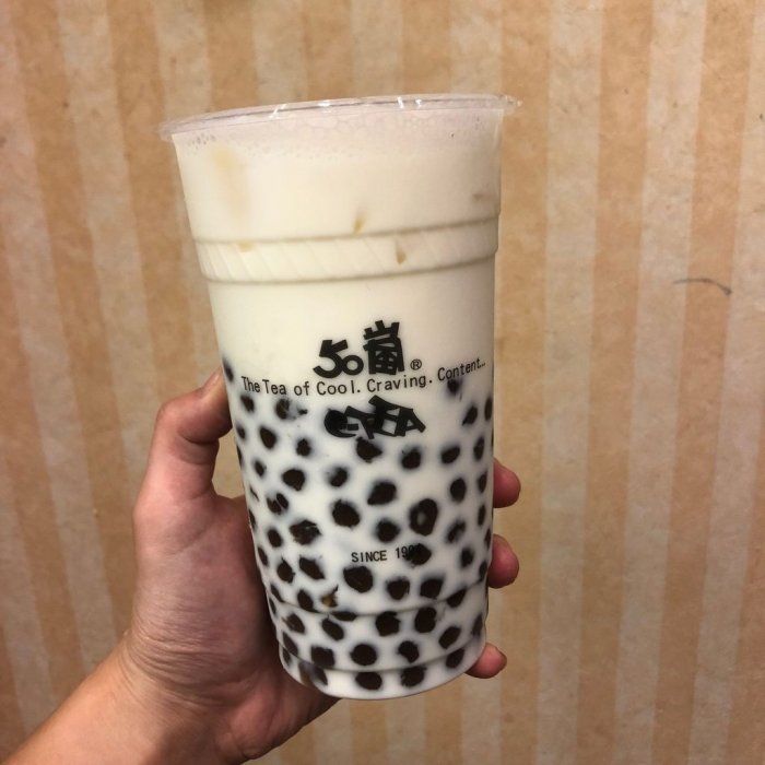 ▲店員表示這杯飲品叫做「混珠鮮奶」，並不是什麼隱藏版，也不是豹紋珍珠鮮奶，也不要說要波霸鮮奶+珍珠。（圖/Dcard）