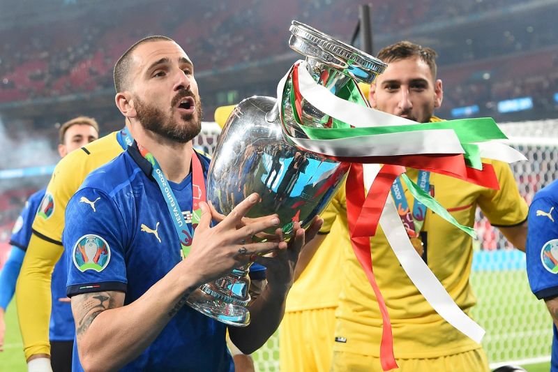 足球／足球這次不回家　義大利老將奪冠嗆：它要來羅馬了
