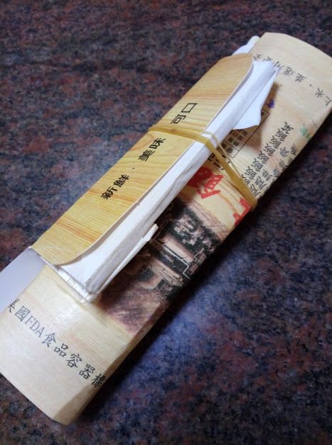 ▲網友指出，每次吃完便當後，就會將盒子折起來，以此節省空間。（圖／翻攝爆廢公社公開版臉書）