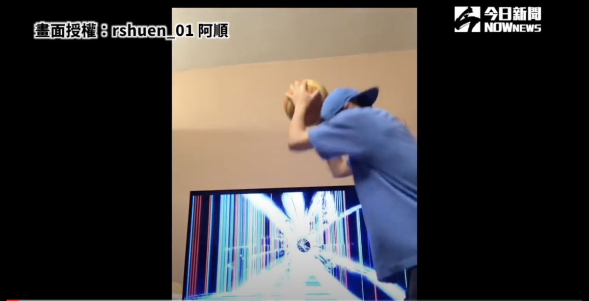 ▲面對孩子調皮弄壞的電視，媽媽會有什麼反應呢？（圖／rshuen_01授權）