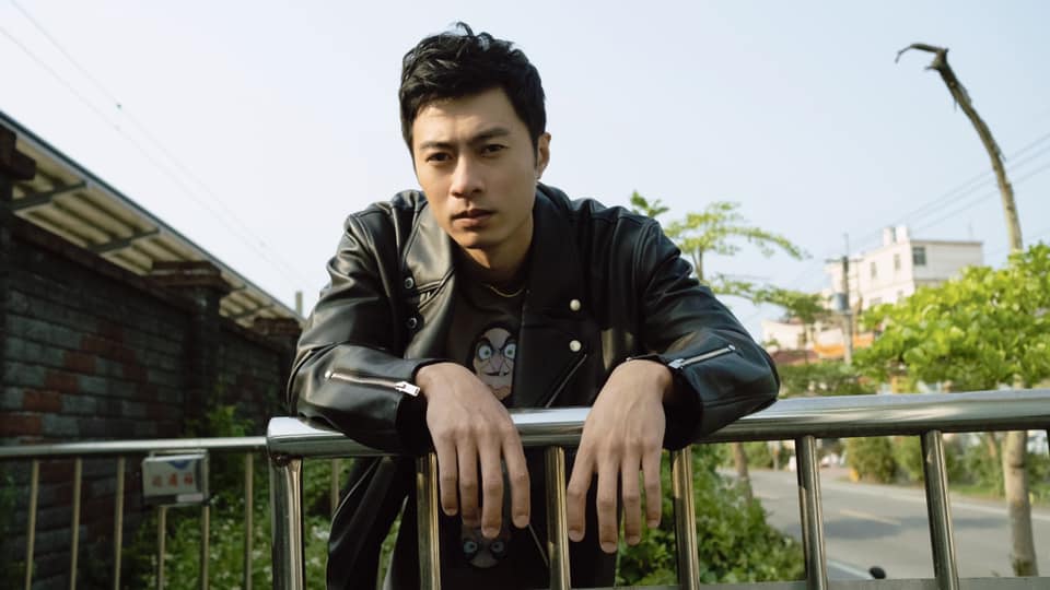 ▲路克分享當兵進行膽量訓練時，被長官安排去太平間裡找東西。（圖／翻攝余思達臉書）