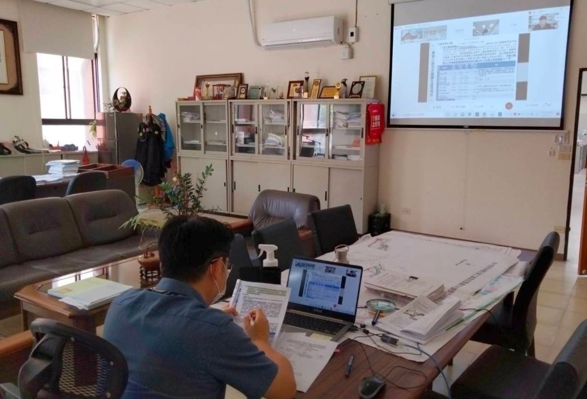 ▲新竹縣都市計畫委員會專案小組，以視訊會議方式，審議通過竹科寶山二期擴建案。（圖／新竹縣政府提供）