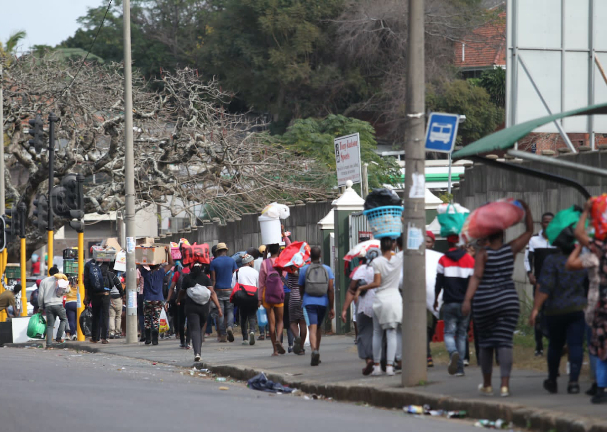 ▲南非前總統祖馬入獄，其忠實支持者發起大規模暴動，導致全國陷入動亂。（圖／美聯社／達志影像）