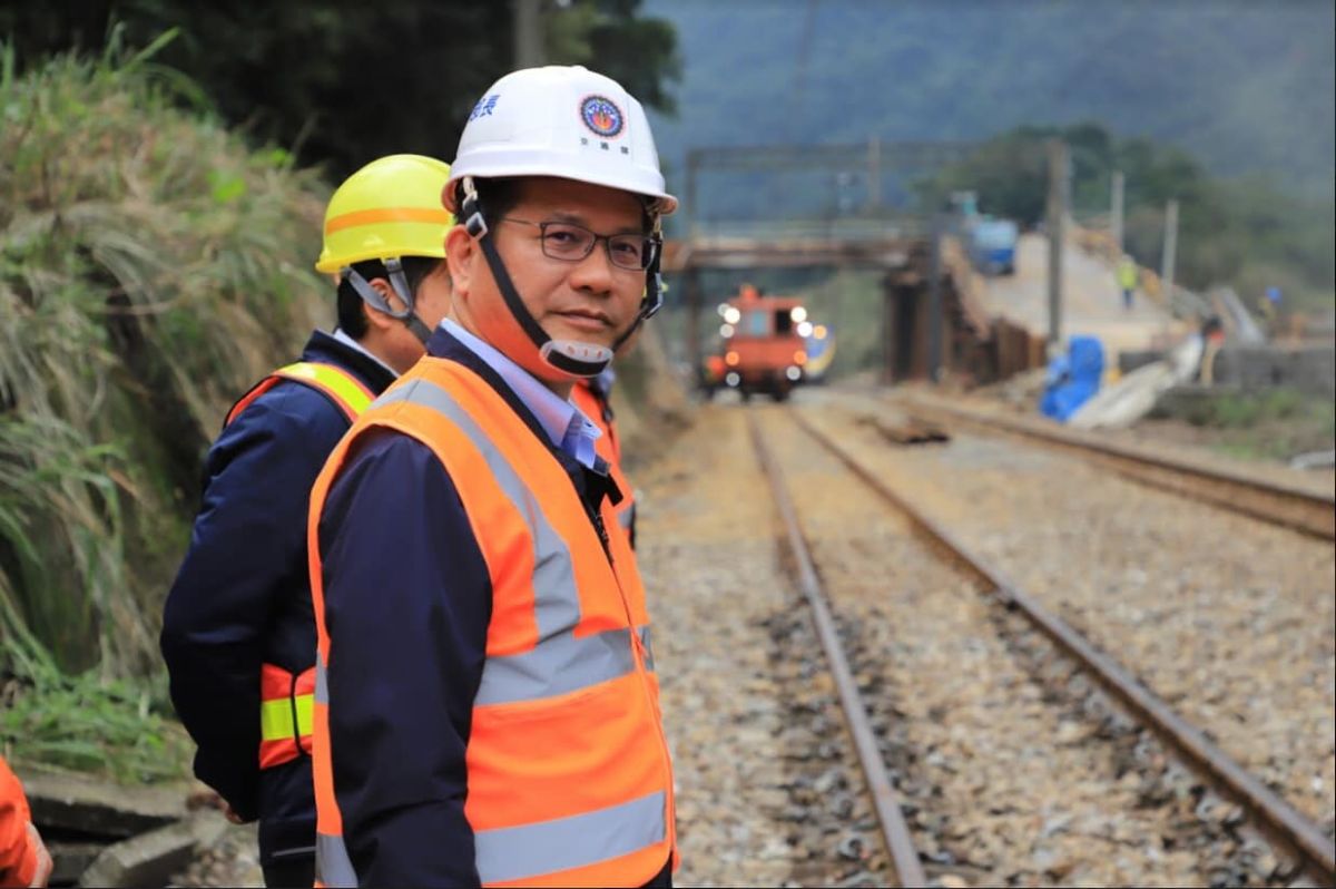 ▲太魯閣事故百日，林佳龍表示若政府部門有需要，他會持續整合社會力協助。（圖／林佳龍臉書）
