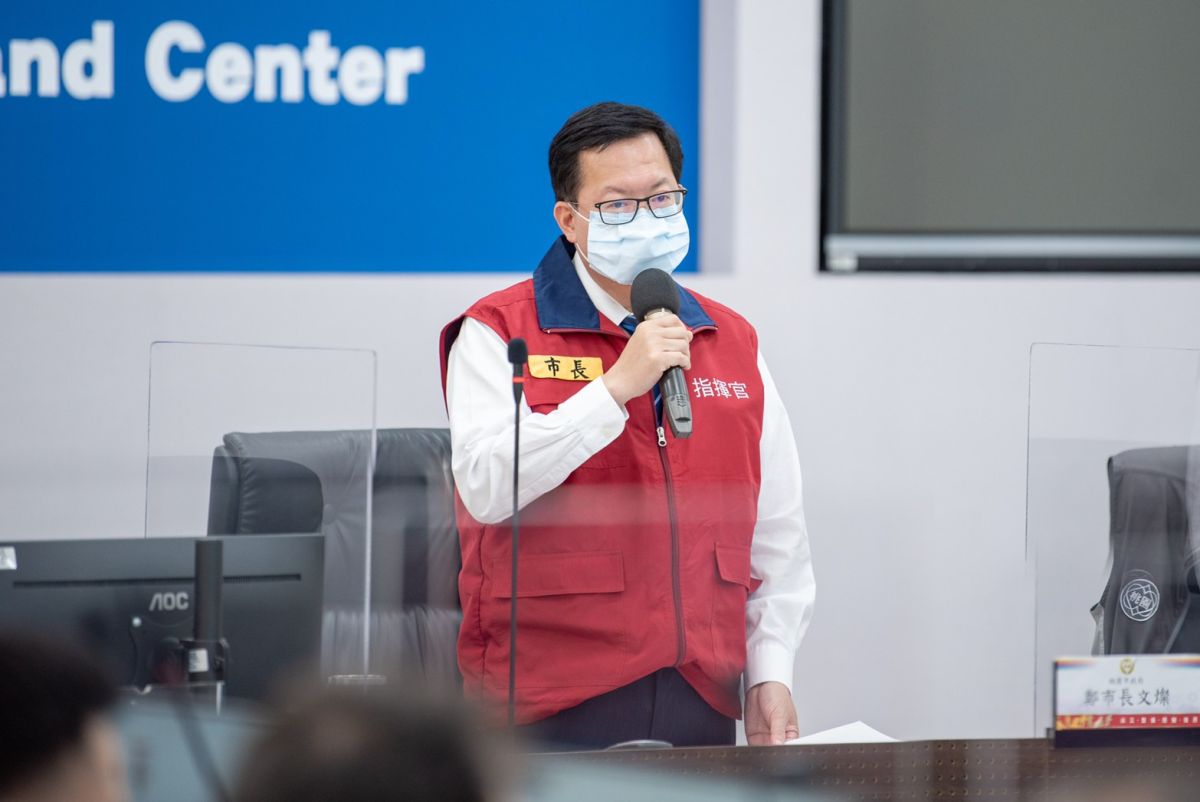 ▲鄭文燦認為，在疫情振興的階段，如何把錢用的有效，照顧到疫情期間受到疫情影響的個人或企業，這個部分可以討論。（圖／桃園市政府提供）