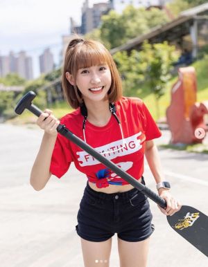 ▲「 Passion Sisters 」成員粿粿擔任《全明星運動會》紅隊經理。(圖/翻攝自粿粿 IG ) ▲「 Passion Sisters 」成員粿粿擔任《全明星運動會》紅隊經理。(圖/翻攝自粿粿 IG )