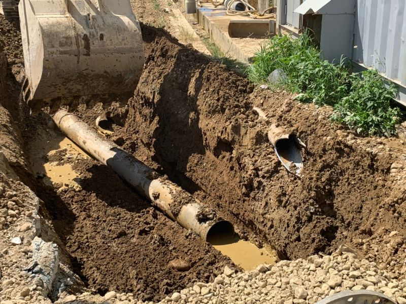 桃園破獲砂石廠私設暗管排放廢水 進廠開挖並聲押2人