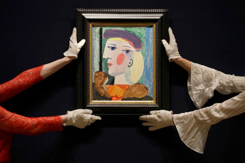 ▲知名畫家畢卡索一幅作品即將以區塊鏈方式拍賣。據主辦方表示，這也是史上首次使用這種藝術交易形式，得主可以6000美元獲得畫作的一部分。資料照。（圖／美聯社／達志影像）