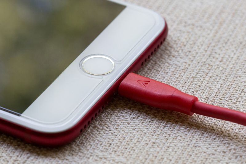 ▲手機維持在「1電量」，可以延長電池壽命。（示意圖／翻攝自Pixabay）
