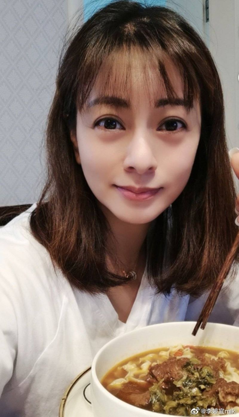 ▲李婷宜錯失《還珠格格》的女主角「小燕子」。(圖/翻攝李婷宜微博)