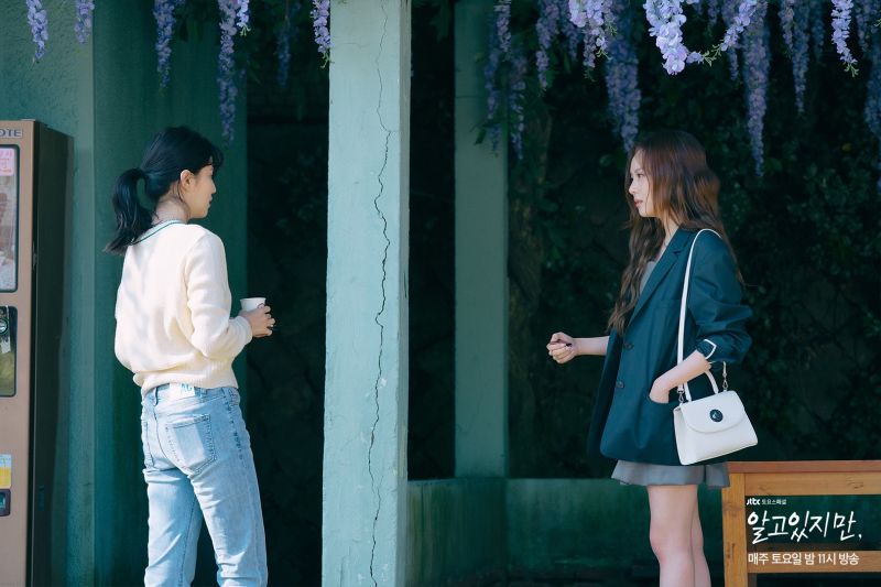 ▲劇中,韓韶禧(左)李烈音為了宋江宣戰。(圖/JTBC臉書)