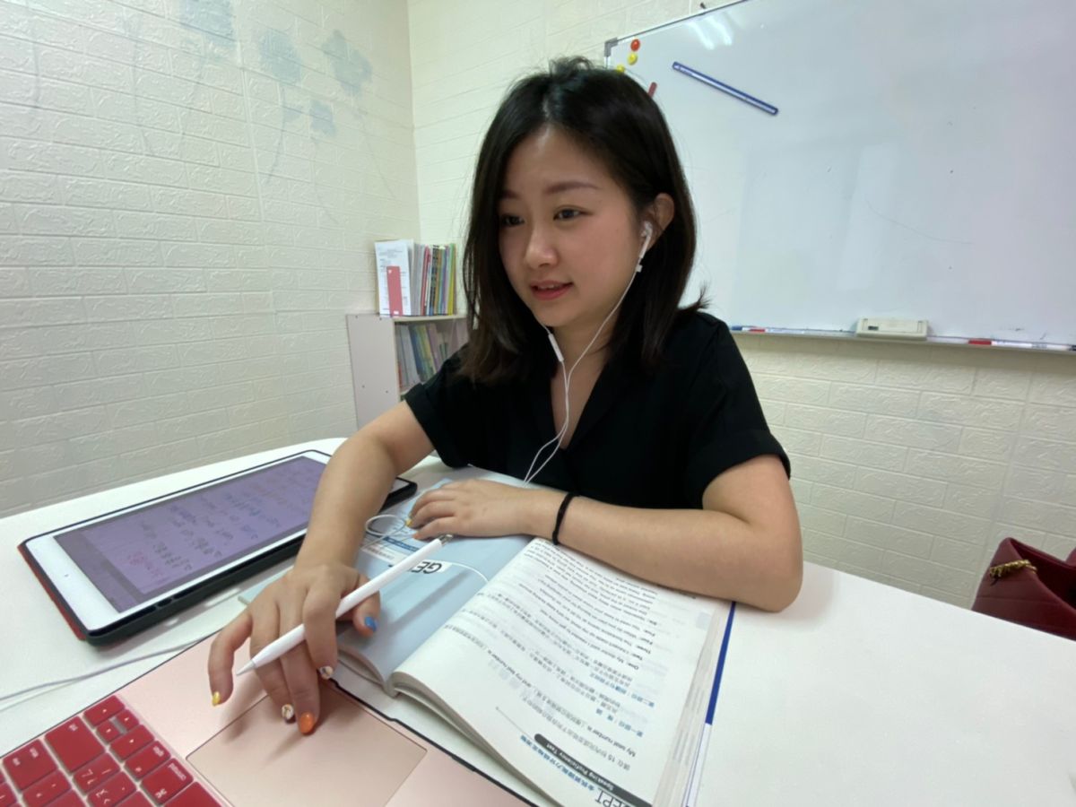 ▲花朵教育社創辦人李軒，有近20年教學經驗，堅持讓學生快樂學習最重要。（圖／花朵提供）