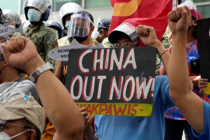菲律賓在南海挑戰中國軍艦　宣示主權