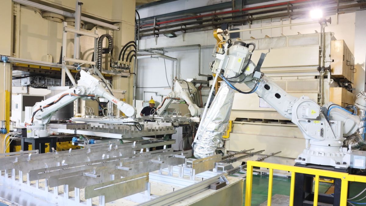 ▲「鋁合金溫熱成形技術」示範產線。（圖／金屬中心提供）