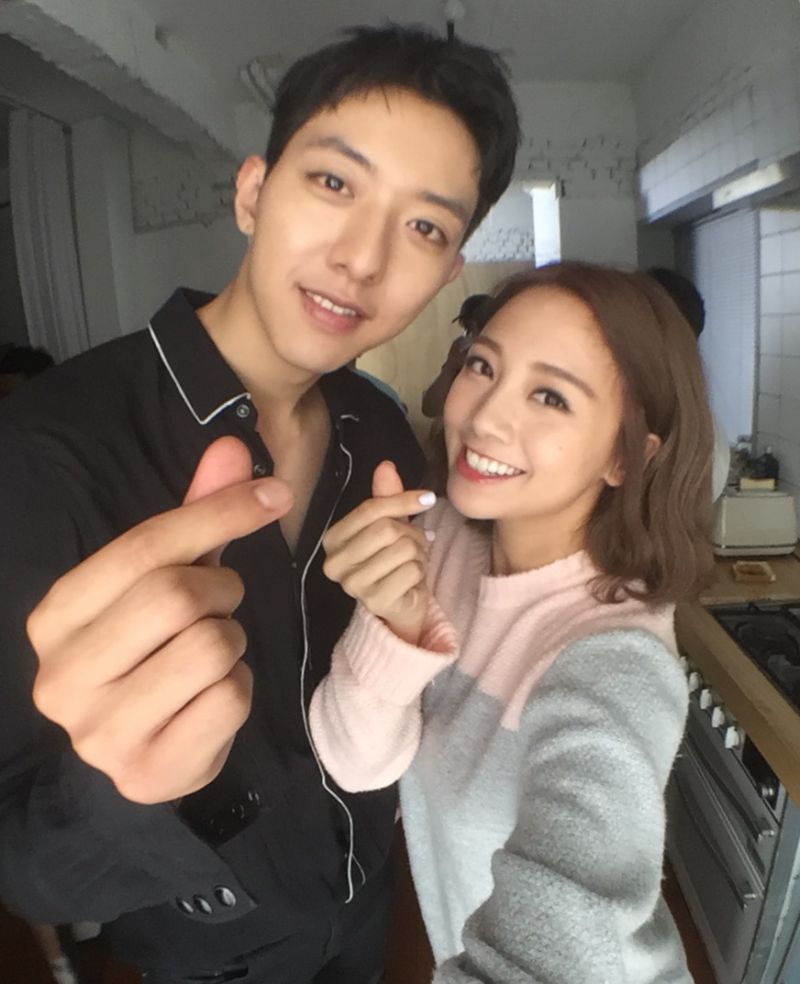 ▲鬼鬼與CNBLUE的李正信一起拍攝MV。(圖/CJ