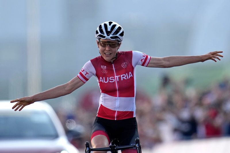 ▲奧地利車手Anna Kiesenhofer奪得東京奧運女子公路賽金牌。（圖／美聯社／達志影像）