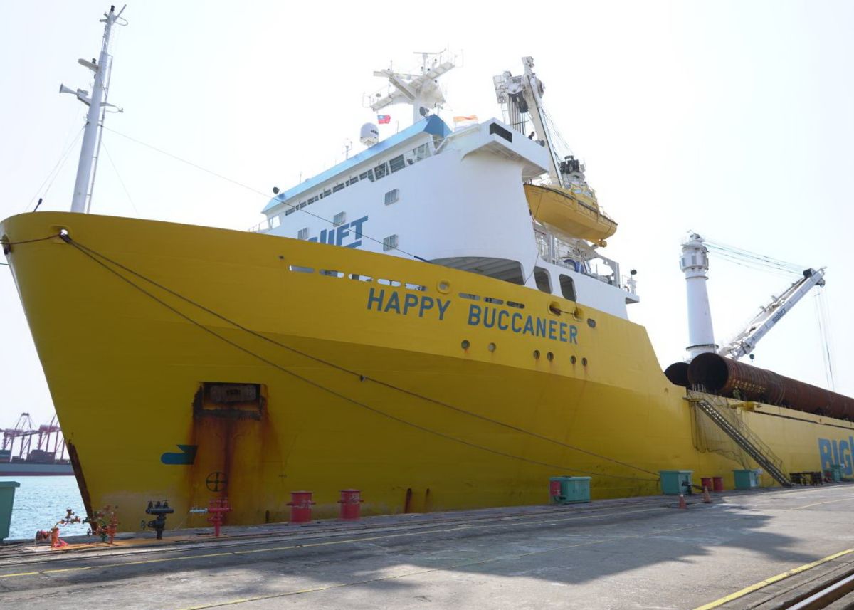 ▲台灣國際造船公司製造首批水下基樁完工交件，為該公司海事工程事業奠立新里程碑。(圖／記者黃守作攝，2021.07.26)