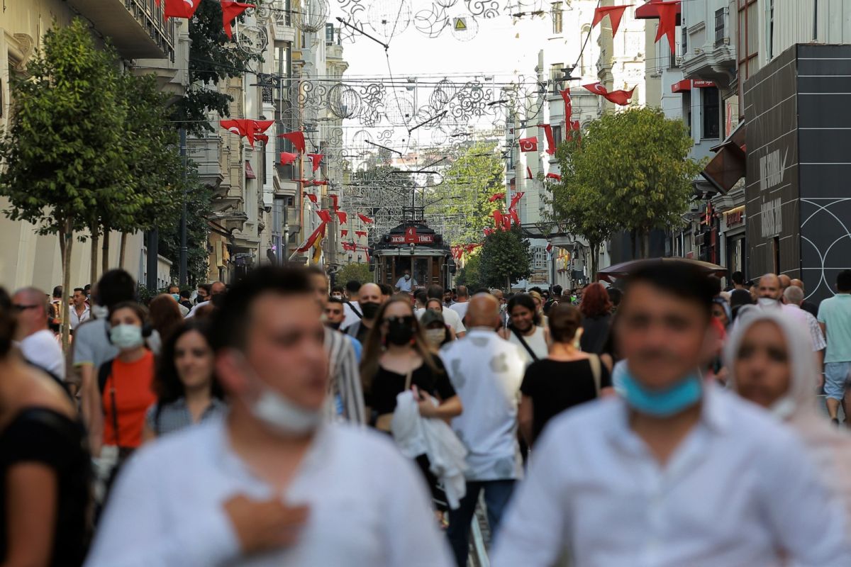 ▲土耳其專家警告，收治2019冠狀病毒疾病的加護病房出現感染Delta變異株年輕病患日增趨勢，這些人未接種疫苗；已接種中國科興疫苗卻沒有追加一劑的重症病患也不在少數。資料照。（圖／美聯社／達志影像）