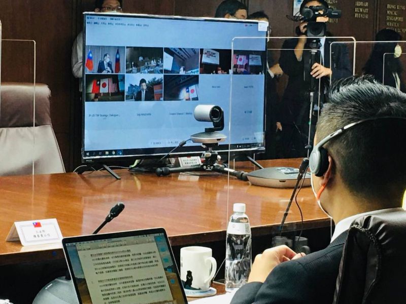 ▲國民黨立委陳以信上午參加台美日國會戰略論壇。(圖/陳以信辦公室提供)