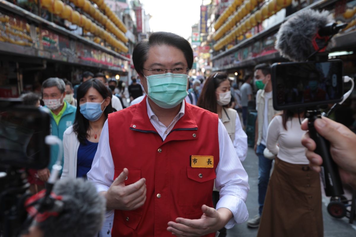 ▲基隆市長林右昌指出，基隆市雖然資源比不上六都，但在極有限的資源下，「穿著西裝改西裝」，施政將漸漸邁入豐收期。（圖／基隆市政府提供）