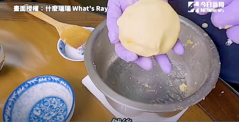 ▲蒸熟後充分捏勻,就可以準備下鍋了。(圖/什麼瑞瑞