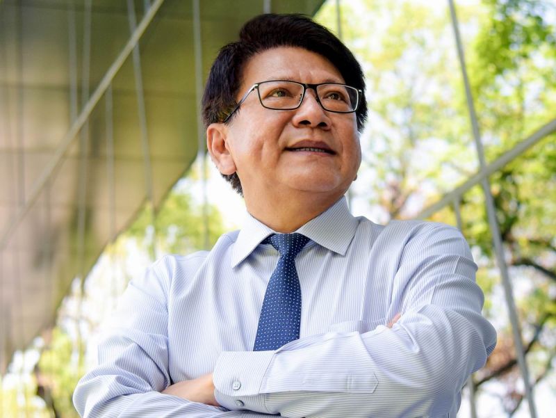 ▲潘孟安感謝又感動,強調自己一路受到鄉親力挺,這份榮耀與全體縣民共享,我們一直憨憨做、實實做、惦惦做,不與他人比較,只求一年比一年進步。(圖/屏東縣政府提供,
