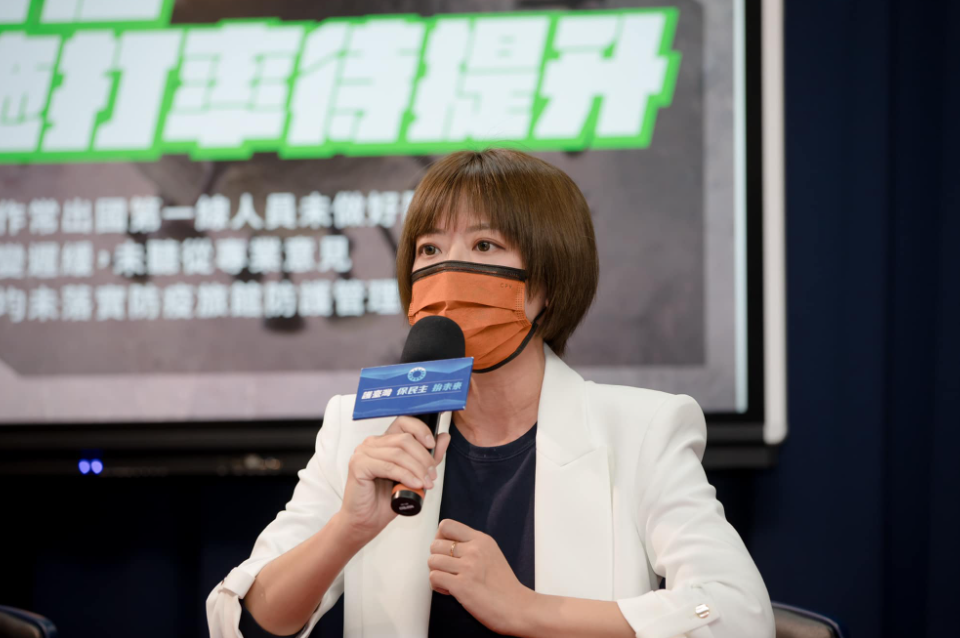 ▲針對民進黨發言人批評革實院長羅智強環島巡迴恐成防疫破口，國民黨發言人江怡臻今（28）日指出，這是抹黑公投宣傳，拿防疫當藉口阻礙公投的進行。（圖／資料照片）