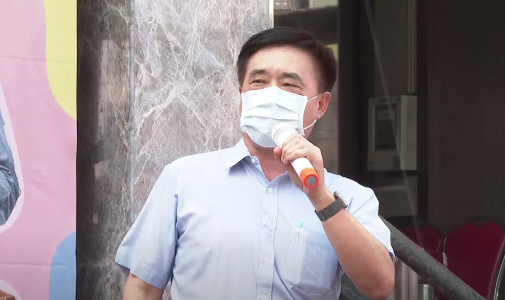 ▲前台北市市長郝龍斌今（31）日表示，下週一將提出行政訴願，要求停止高端的緊急授權。（圖／記者余祥攝,2021.7.31）