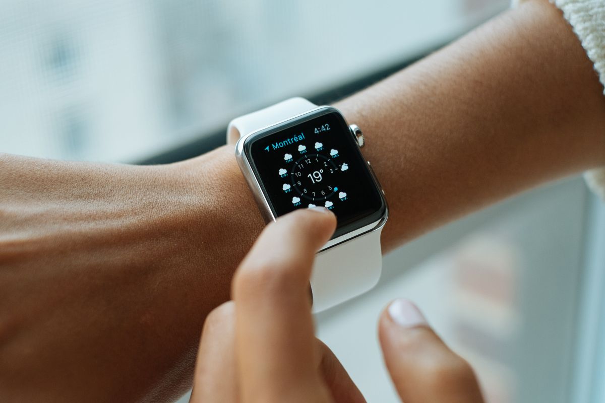 家電・スマホ・カメラ スマートフォン/携帯電話 Apple watch新款3支怎麼選？專家揭亮點：果粉最愛「它」 | 科技電玩 