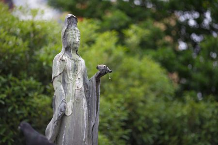 觀世音菩薩生日來了！求子求財最佳靈驗日　拜拜供品、禁忌一次看