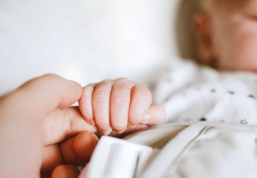 嘉義1歲半女童「睡午覺叫不醒」!玩耍曾撞後腦杓 急送醫不治