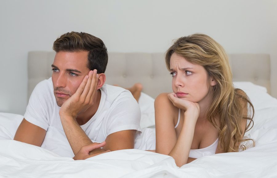 ▲過期的感情像隔夜菜，怎麼吃都是餿的，怎麼放都是臭的，留心上沒用途，早點包一包丟掉比較好。（圖／Shutterstock）