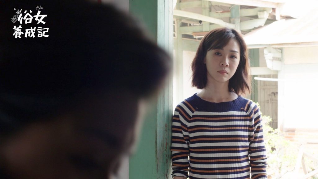 ▲40歲失業又失戀！謝盈萱演活失控發火、大聲咆哮、哭天搶地完還是擦乾眼淚，勇敢繼續過日子的陳嘉玲。（圖 / 《俗女養成記》臉書）