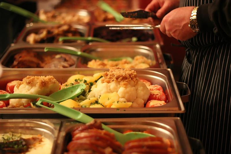 ▲主打吃到飽且菜色多樣化的Buffet餐廳，近年來深受台灣民眾喜愛。（圖／取自pixabay）