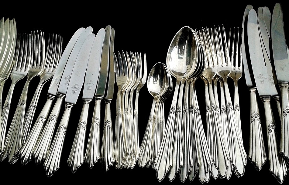 ▲英國有男子花20便士（約新台幣7.8元）買了一根破勺子，沒想到最終以1.2萬倍的價格賣出。（示意圖／翻攝自《pixabay》）